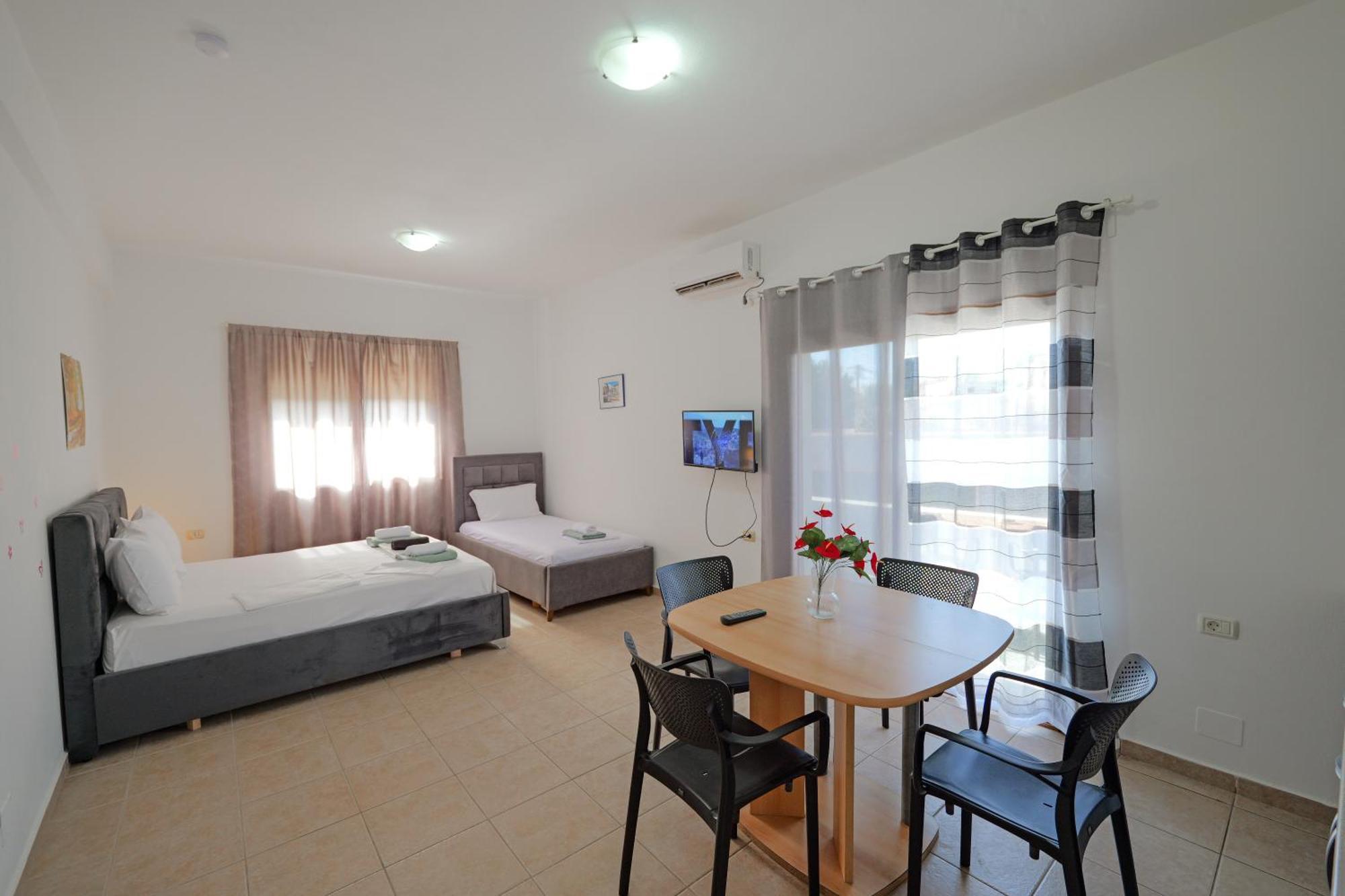 Central Garden Residence Sofia - Free Parking 卡萨米尔 外观 照片