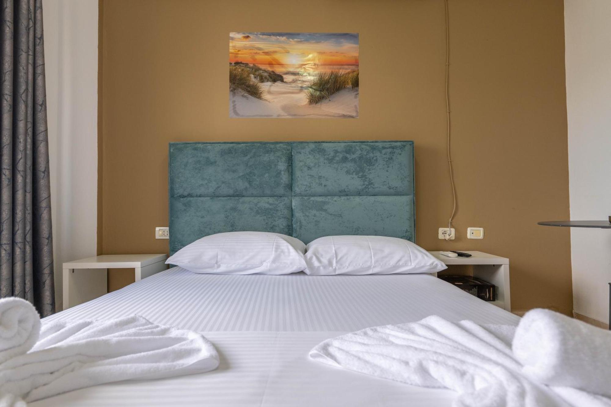 Central Garden Residence Sofia - Free Parking 卡萨米尔 外观 照片