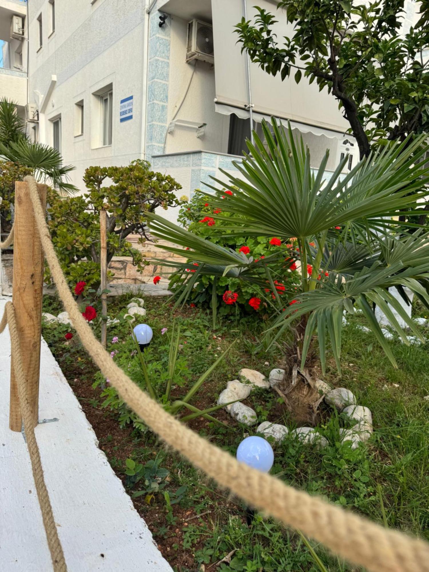 Central Garden Residence Sofia - Free Parking 卡萨米尔 外观 照片